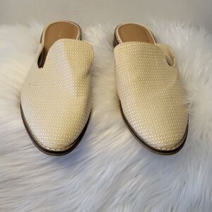 Indigo Elegant Cream Slip-On Women's Shoes, Size 10